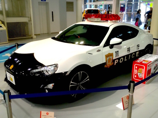 86仕様パトカー