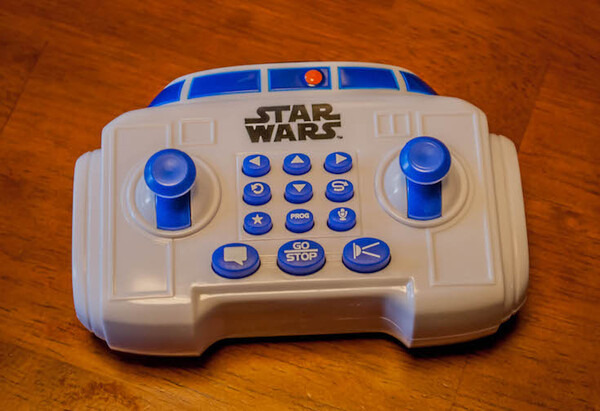 r2d210