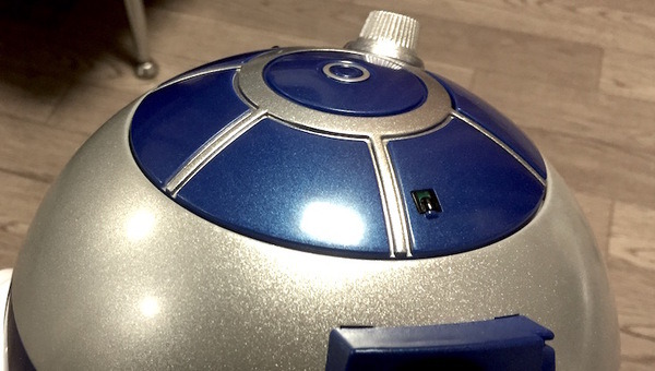 smart_robot_R2-D2_006