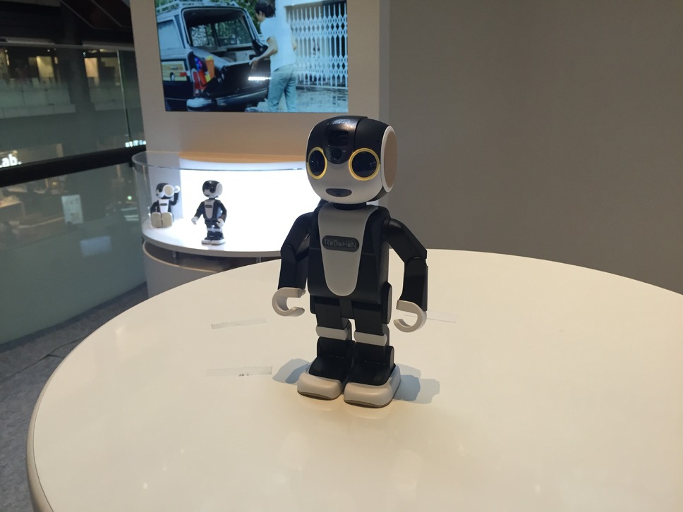 ロボホンの展示