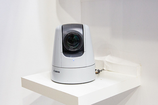 キヤノンが工場向けのAI協働ロボット連携システムや映像ソリューション「XProtect」を多数展示　「スマート工場 EXPO」で