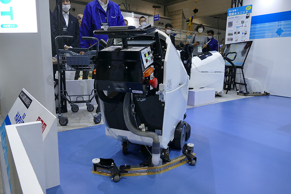 アマノとPreferred Robotics、自律移動小型床洗浄ロボット「HAPiiBOT」を発売　クラウド管理も可能に