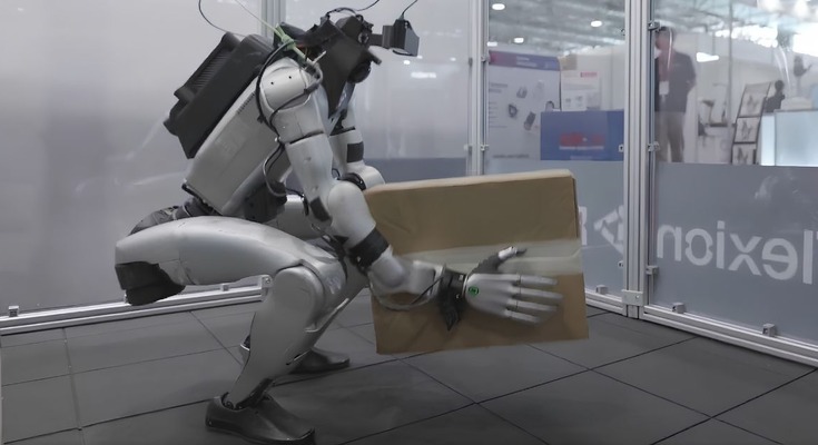 ヒューマノイドの完全自律デモを300回実施・成功率95%超 「ICRA 2026」でFlexion Roboticsが披露 画像