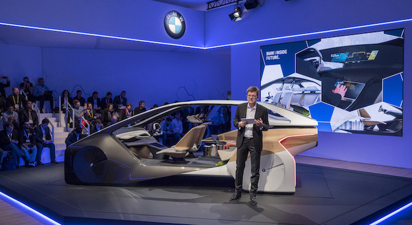 【CES2017】「BMW i Inside Future. 」BMWが提唱する未来の自動運転車のインテリアのあるべき姿とは？ 画像