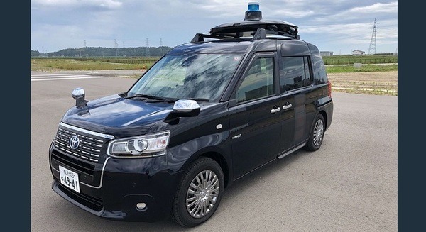 西新宿で「5G」自動運転タクシーの実証実験へ　ティアフォーやKDDIなど5社協業、タクシー4社も参加　抽選による一般参加枠あり 画像
