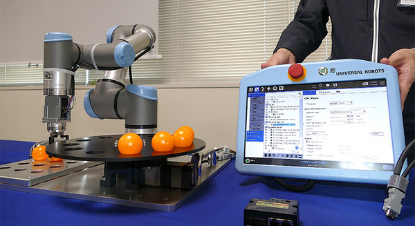 オリエンタルモーターが協働ロボット市場に本格進出　中空ロータリーアクチュエータが「UR+」に認証、外部旋回軸をロボットから直接制御可能 画像