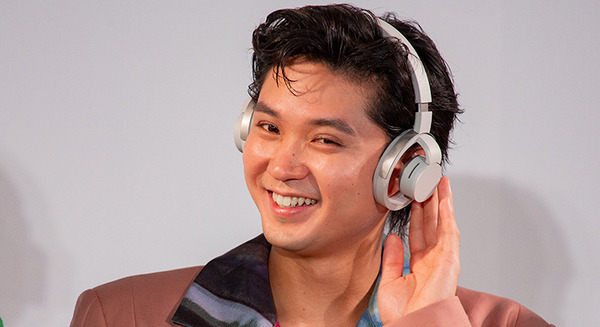 NTT オープンイヤー型なのに音漏れを抑制 音楽を聴きながら会話もできる耳スピ新製品「nwm ONE」 磯村勇斗さんが体験した感想は・・ 画像