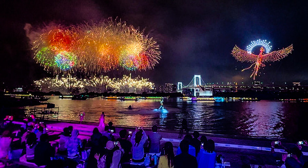 感動が止まらない 圧倒的なド迫力「スターアイランド2025」が今年もやってきた！1800機のドローンと壮大な花火ショー、圧巻のパフォーマンス 体験レポート 画像