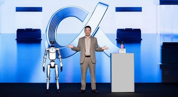 エンボディドAI搭載の「HONOR Robot Phone」MWC 2026で注目を集める
