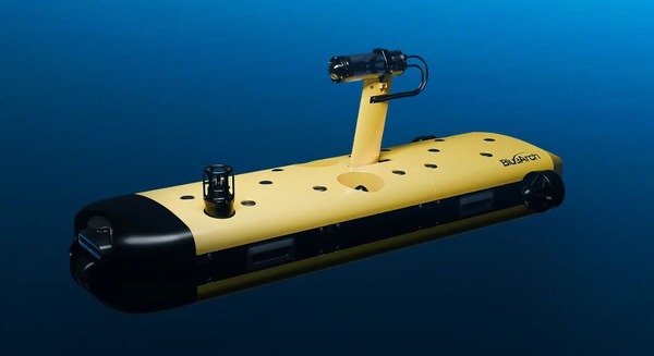 エッジAI搭載の小型自律型潜水機「HATTORI Neo」を開発・販売 国産AUVを手がけるBlueArch社が設立