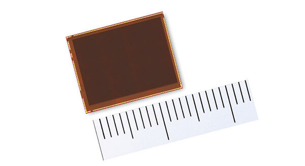 キヤノンが世界最高画素数の320万画素SPADセンサーを開発　暗闇でもカラー撮影を実現、XRやロボット、自動運転にも活用