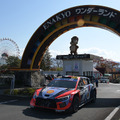 岐阜・恵那峡で整備後、午後の山岳SSへ オジエとエバンスが僅差バトル、WRCラリージャパン