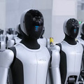 ついに来たヒューマノイド量産時代！UBTECHが「Walker S2」数100台の納入完了を動画で発表