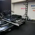 ソニーAIのロボット研究にTHKリニアモータXY軸ユニットが貢献 フィジカルゲームやスポーツへの応用に期待