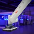 新協働ロボット「PoWa」をABB Roboticsが発表 可搬30kgで高速・高精度を実現