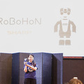 10種のロボットが集結！ 衣装をまとったロボットファッションショー「ロボコレ2018」が開催
