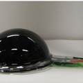 芝浦工業大学が人工筋肉を高速振動させたスピーカーを開発　球形で全方位に響く　ソフトロボットなどへの応用も