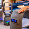 サラダをロボットが配膳！「THE GALLEY SEAFOOD & GRILL by MIKASA KAIKAN」自動配膳ロボット フォトレポート！ by ロボスタカメラ部
