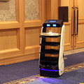 最大4段の大容量トレーが特徴の配膳運搬ロボット「Keenbot アイリスエディション」発売 導入事例を公開　SBRとアイリスオーヤマ