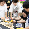 子ども達の発想あふれる「embot大展覧会」開催！最優秀賞は力作「カラドキピエロ」、ハムスターロボットや動くアクセサリーも