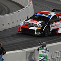 WRC「ラリージャパン」豊田スタジアム初の特設コースをラリーカーが激走！写真で見るジャンプ/ドリフト/熱戦の迫力