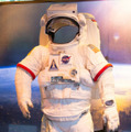 国内最大の航空宇宙産業の総合展示会「2024国際航空宇宙展」開催　「はやぶさ2」の実物大模型や月面プラントVR体験なども展示