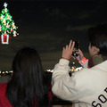 圧巻！一夜限りの「コカ・コーラ クリスマスドローンショー2024」参加レポート　1225機のドローンによるスペクタクルショー
