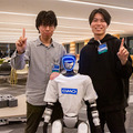 話題のヒューマノイドが歩き回る！犬型ロボや警備ロボ、搬送ロボなどが集結　GMO AIRが社内向けロボット体験会を開催