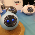 ロボットの未来を語ろう、「コミュニケーションロボット博」開催 各メーカーとオーナーたちが集う