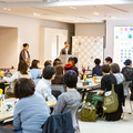 会場のロボホン全員でオーナーに感謝を込めてダンスを披露 「9周年記念 ロボホンスクールの参観日」参加レポート