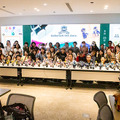 会場のロボホン全員でオーナーに感謝を込めてダンスを披露 「9周年記念 ロボホンスクールの参観日」参加レポート