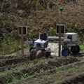 除草作業時間80%削減へ　自律型親子式除草ロボット「ウネカル」が農水省スマート農業事業に採択