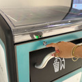 万博にスマートゴミ箱「SmaGO」展示　ゴミの圧縮が見えるスケルトン仕様で循環型社会を実感　フォーステック