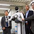 【動画】日本の物流倉庫でもついにヒューマノイドの試験導入が始まる！完全自律のピッキング作業を公開