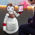 ソニーの子ども型見守り介護ロボット「ハナモフロル」ハナちゃんとの会話体験、癒されました♪　「Open Day」レポート(3)