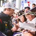 WRCラリージャパン開幕セレモニー、ラリーカー全51台が集結！ファン熱狂のパレード披露
