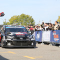 白熱のWRCラリージャパン、オジエが首位死守、勝田が肉薄！人気のサービスパークに歓声が響く