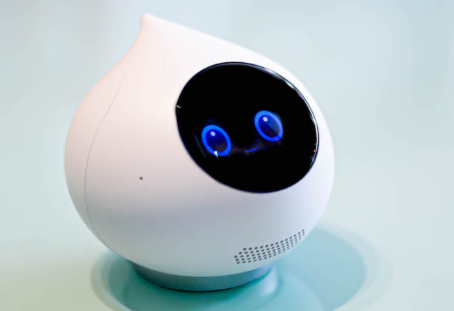 注目の コミュニケーションロボット 5選を紹介 楽しくおしゃべり 家族が笑顔になる家庭用会話ロボット達 ロボスタ
