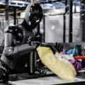 Figureのヒューマノイドが物流現場で作業する動画を公開　有識者や視聴者の意見と感想まとめ